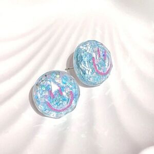 Blue smile face stud earrings A700